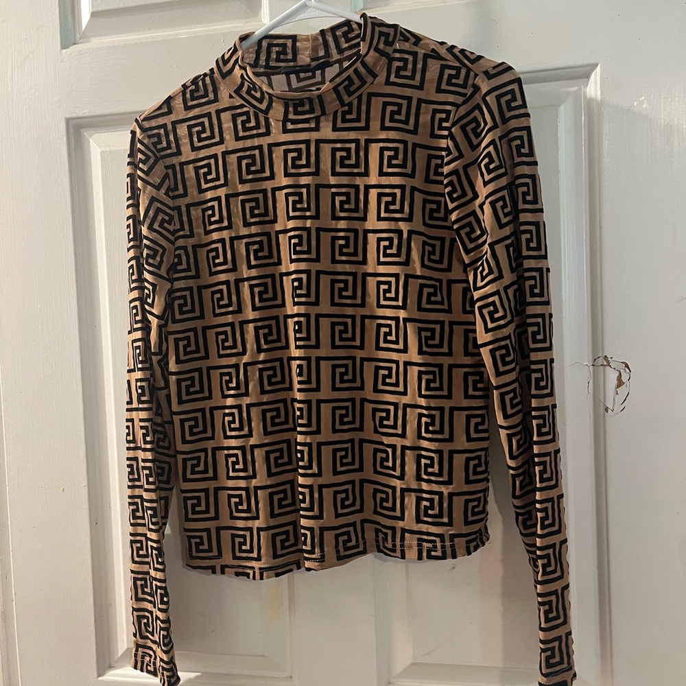 Geometric Pattern Long Sleeve Top - image 1